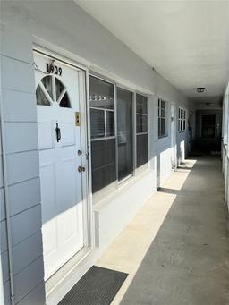 Picture of 4300 58Th Street N Unit 1909, Kenneth City, FL 33709