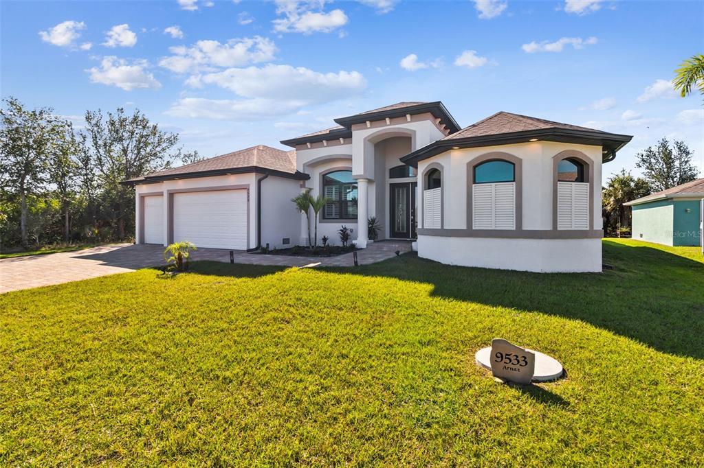 Picture of 9533 Arnaz Circle, Port Charlotte, FL 33981