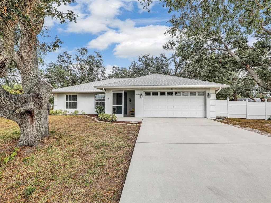 Picture of 2771 Siesta Drive, Venice, FL 34293