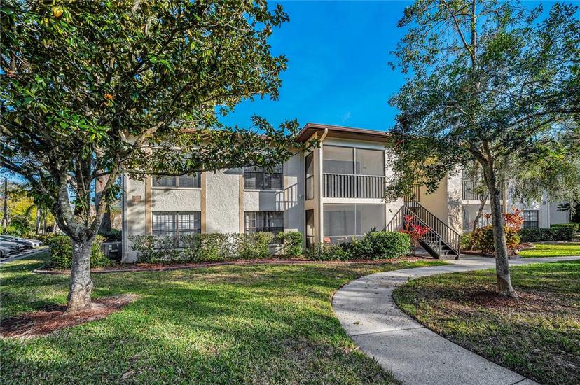 Picture of 3377 Crystal Court E Unit E, Palm Harbor FL 34685