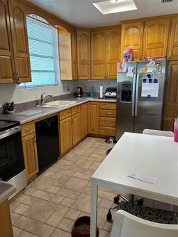 Picture of 2201 S Peninsula Drive, Daytona Beach, FL 32118