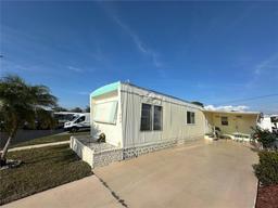 Picture of 269 Outer Drive, Venice, FL 34285