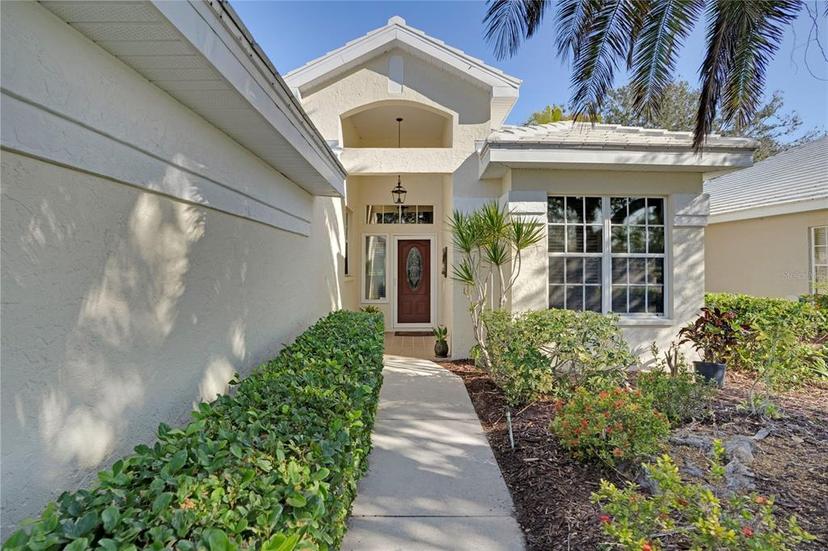 Picture of 522 Fallbrook Drive, Venice FL 34292