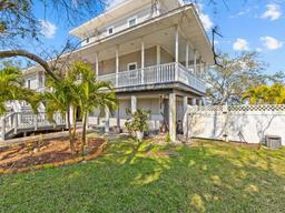 Picture of 1538 Riverside Drive, Tarpon Springs, FL 34689