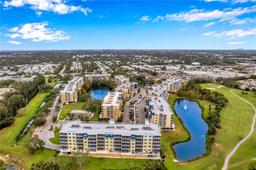 Picture of 960 Starkey Road Unit 10301, Largo, FL 33771