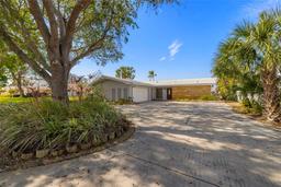 Picture of 521 Harbor Drive N, Indian Rocks Beach, FL 33785