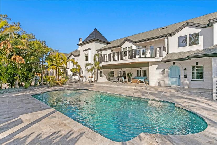 Picture of 2186 Coffee Pot Boulevard Ne, St Petersburg FL 33704