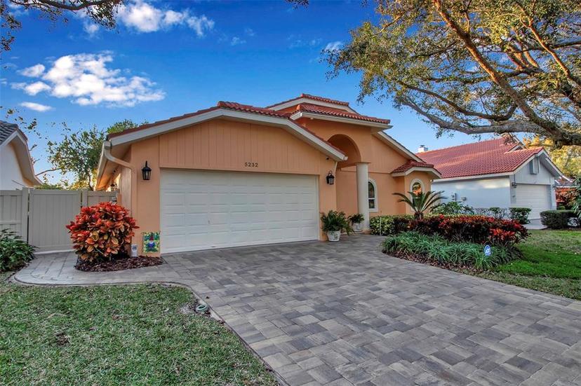 Picture of 5232 White Sand Circle Ne, St Petersburg FL 33703