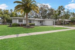 Picture of 2049 Jefferson Avenue, Deltona, FL 32738