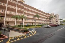 Picture of 5623 80Th Street N Unit 505, St Petersburg, FL 33709