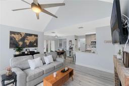 Picture of 625 Greencove Terrace Unit 123, Altamonte Springs, FL 32714