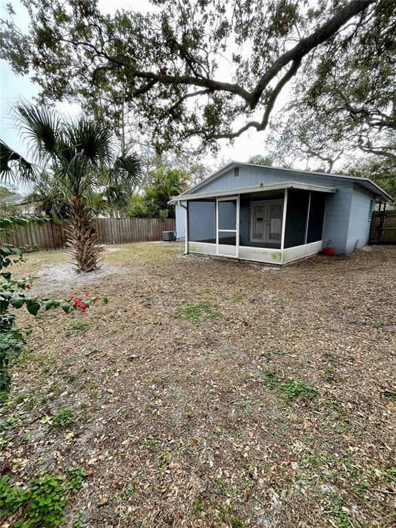 Picture of 2816 W Bay Avenue, Tampa FL 33611