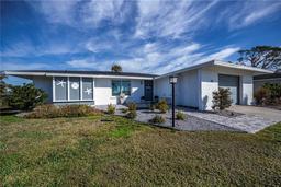 Picture of 30 Oakland Hills Place, Rotonda West, FL 33947