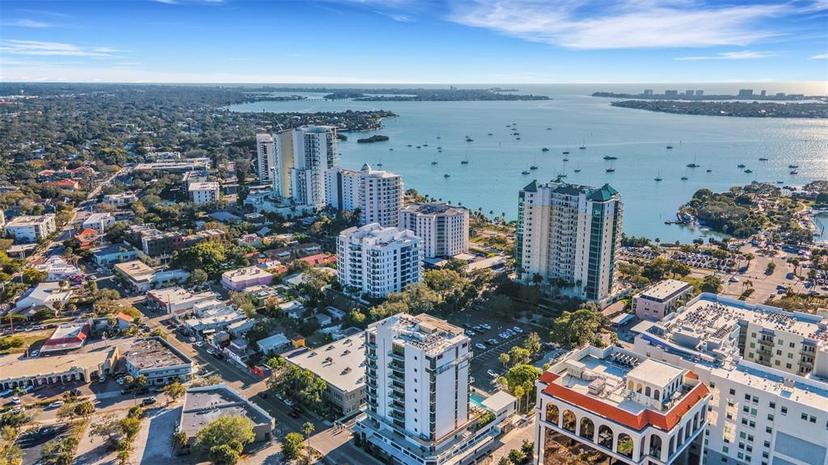 Picture of 300 S Pineapple Avenue Unit 802, Sarasota FL 34236