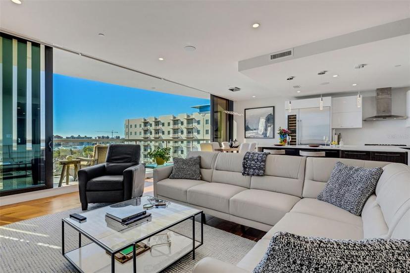 Picture of 300 S Pineapple Avenue Unit 802, Sarasota FL 34236