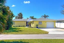Picture of 275 North Drive, Englewood, FL 34223