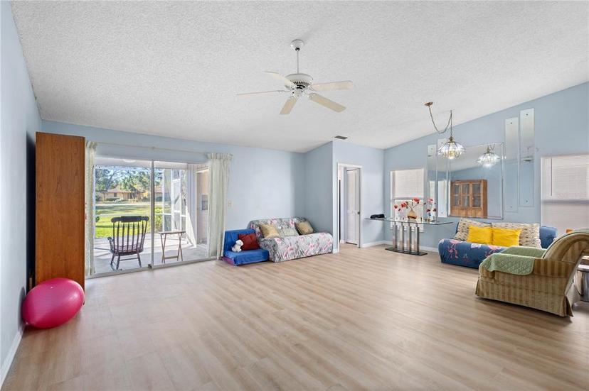 Picture of 5388 Pamela Wood Way Unit 8, Sarasota FL 34233