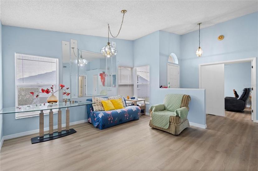 Picture of 5388 Pamela Wood Way Unit 8, Sarasota FL 34233