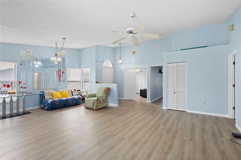 Picture of 5388 Pamela Wood Way Unit 8, Sarasota FL 34233