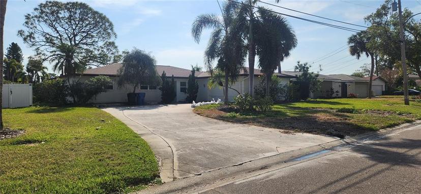 Picture of 5253 Dover Street Ne, St Petersburg FL 33703