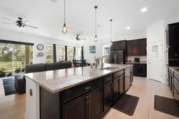 Picture of 4927 Rolling Green Drive, Wesley Chapel, FL 33543