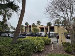 Picture of 107 S Obrien Street Unit 220, Tampa, FL 33609