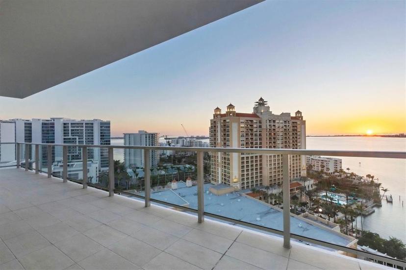 Picture of 301 Quay Commons Unit 1411, Sarasota FL 34236