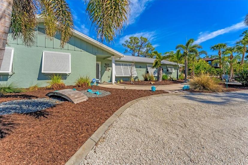 Picture of 1080 Bayshore Drive, Englewood FL 34223