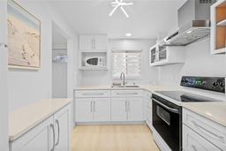 Picture of 4126 Heron Way Unit B113, Bradenton, FL 34205