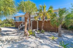 Picture of 5 Pointe Way, Placida, FL 33946