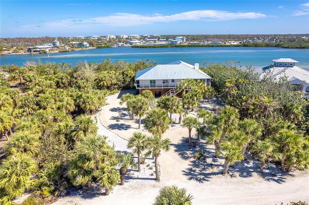 Picture of 5 Pointe Way, Placida, FL 33946