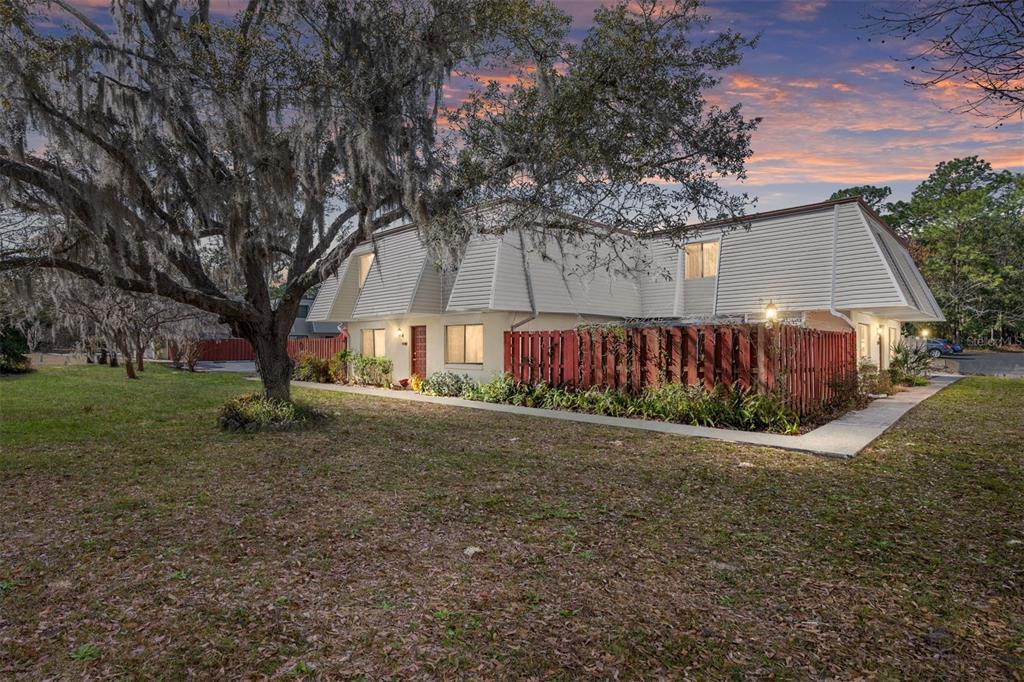 Picture of 2145 NE 45Th Avenue Unit 2145, Ocala, FL 34470