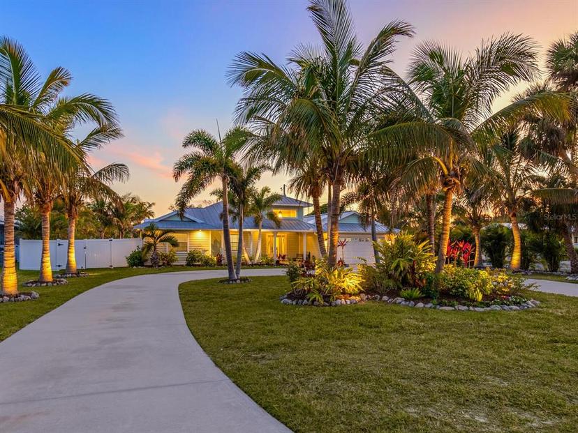 Picture of 221 Lychee Road, Nokomis FL 34275