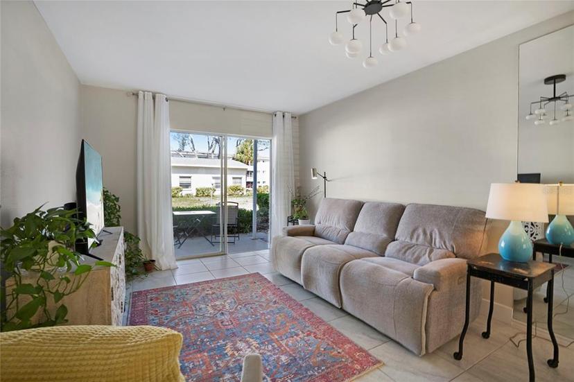 Picture of 2211 Sunset Drive Unit E3, Bradenton FL 34207