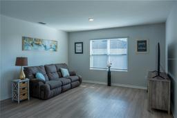 Picture of 637 Bernard Lane, Davenport, FL 33837