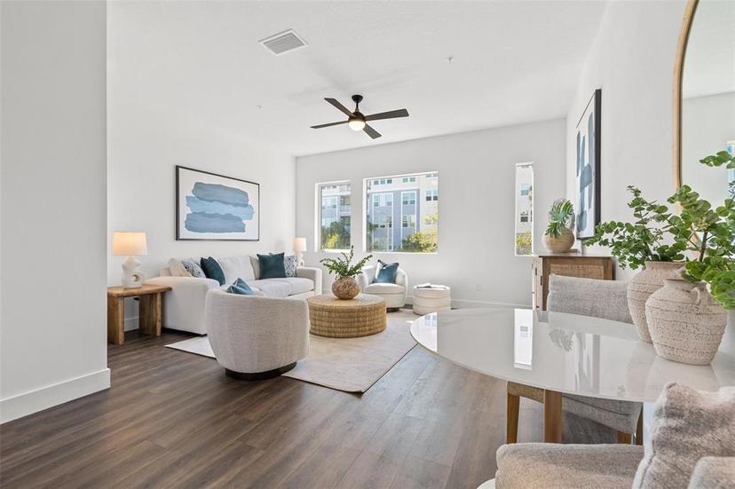 Picture of 881 6Th Avenue S, St Petersburg FL 33701