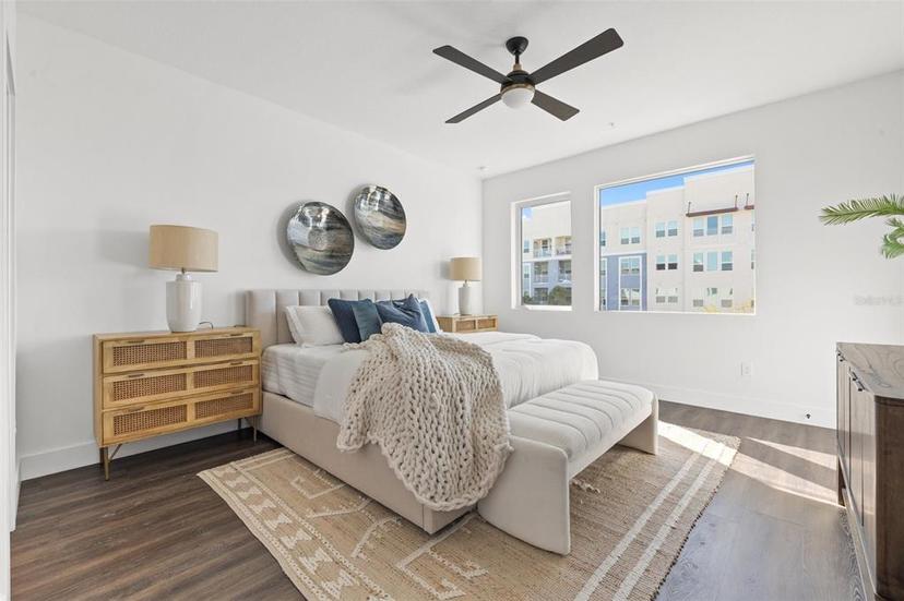 Picture of 881 6Th Avenue S, St Petersburg FL 33701