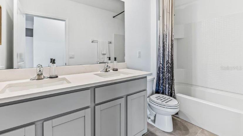 Picture of 33166 Osprey Peak Way, San Antonio FL 33576