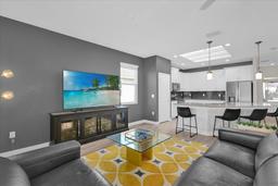 Picture of 8939 Fallen Oak Drive, Davenport, FL 33896