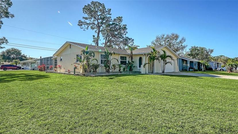 Picture of 2407 Amanda Drive, Sarasota FL 34232