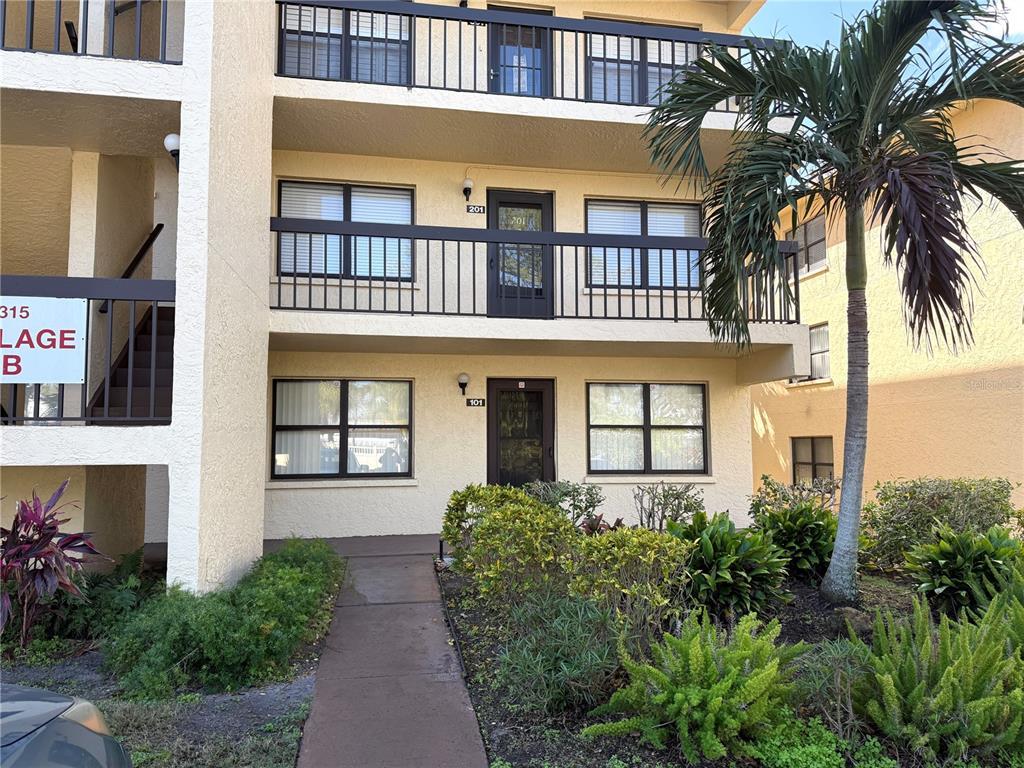 Picture of 315 30Th Avenue W Unit 101B, Bradenton, FL 34205