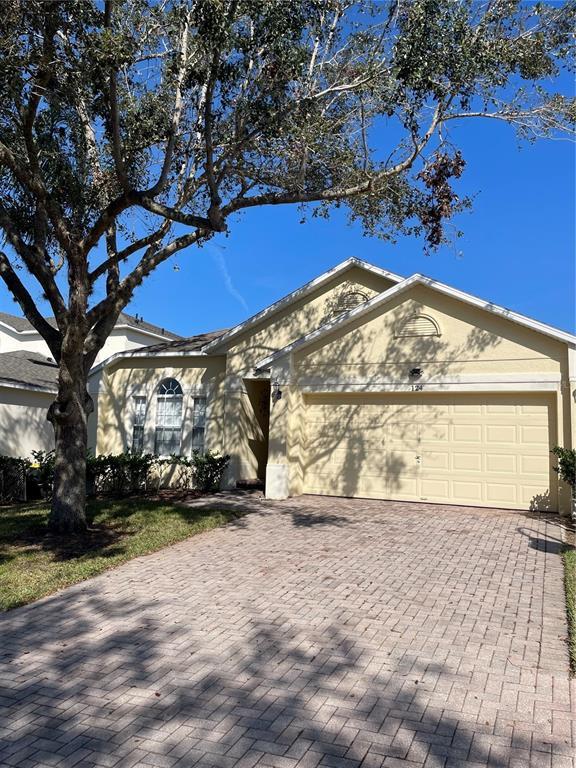 Picture of 124 Lancaster Drive, Davenport FL 33897