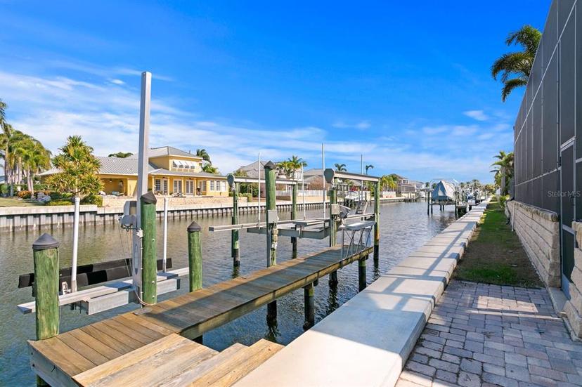 Picture of 621 Balibay Road, Apollo Beach FL 33572