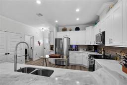 Picture of 1602 NW 119Th Terrace, Gainesville, FL 32606