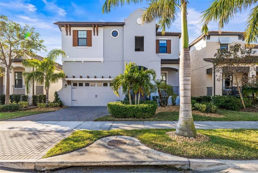 Picture of 1021 Seagrape Drive, Ruskin FL 33570
