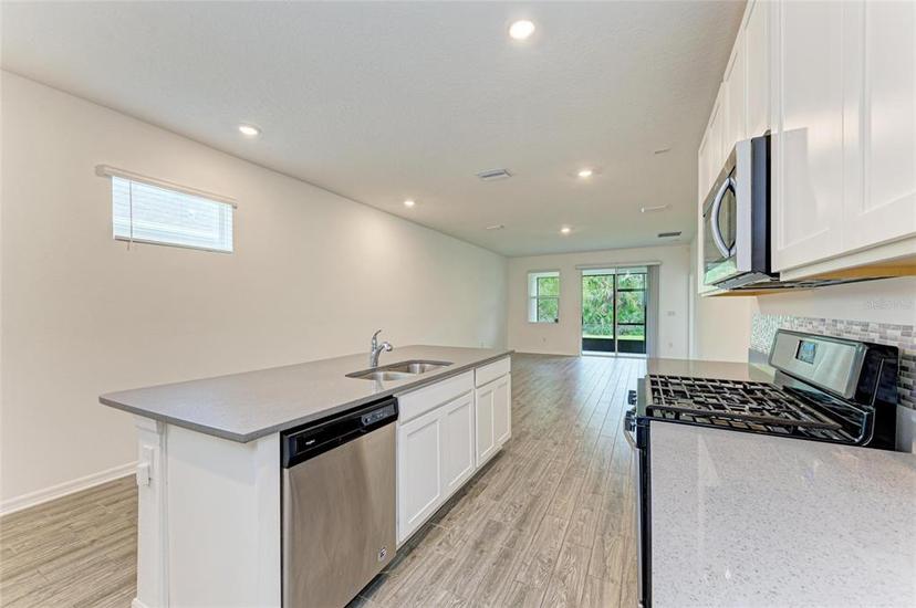 Picture of 5866 Bungalow Grove Court, Palmetto FL 34221