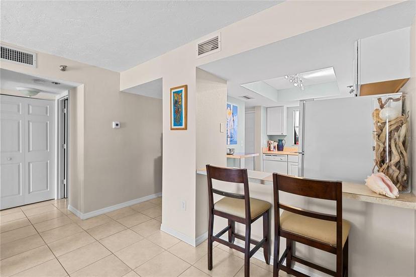 Picture of 104 Capri Isles Boulevard Unit 107, Venice FL 34292