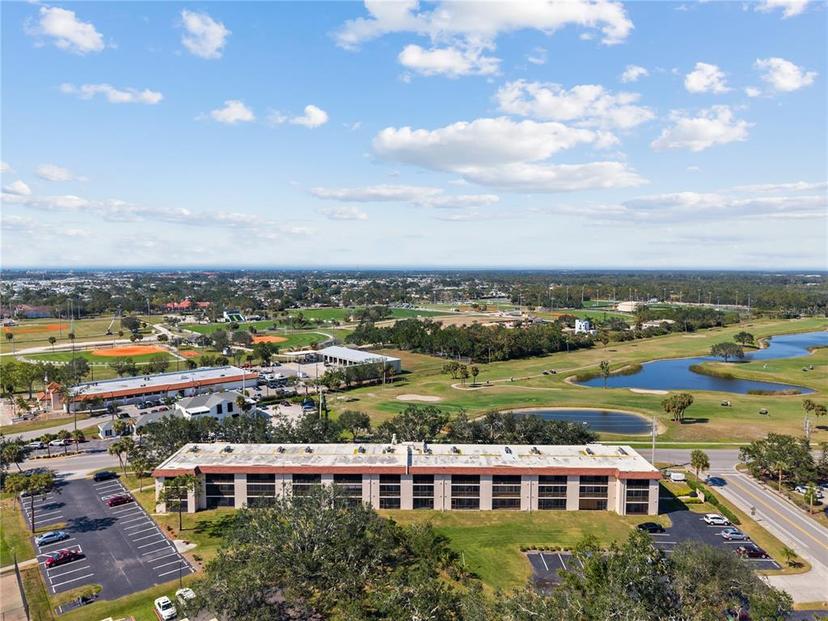 Picture of 104 Capri Isles Boulevard Unit 107, Venice FL 34292