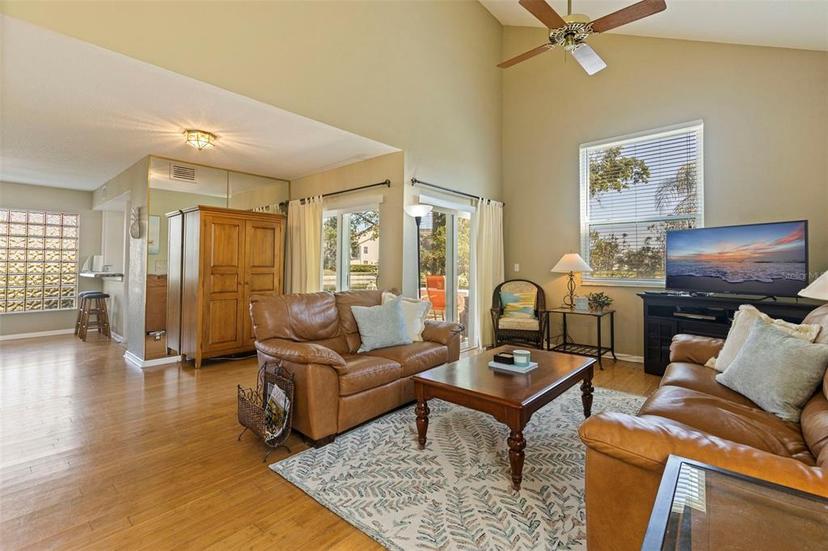 Picture of 6105 Mirada Circle, St Petersburg FL 33715