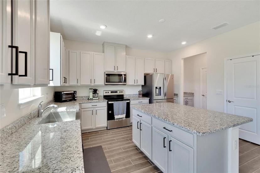 Picture of 13526 Palmera Vista Drive, Riverview FL 33579